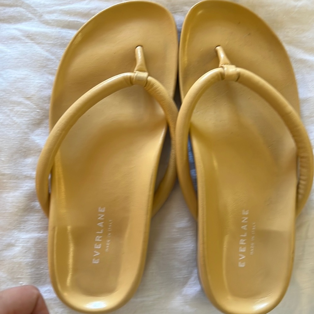 Everlane leather pillow sandals